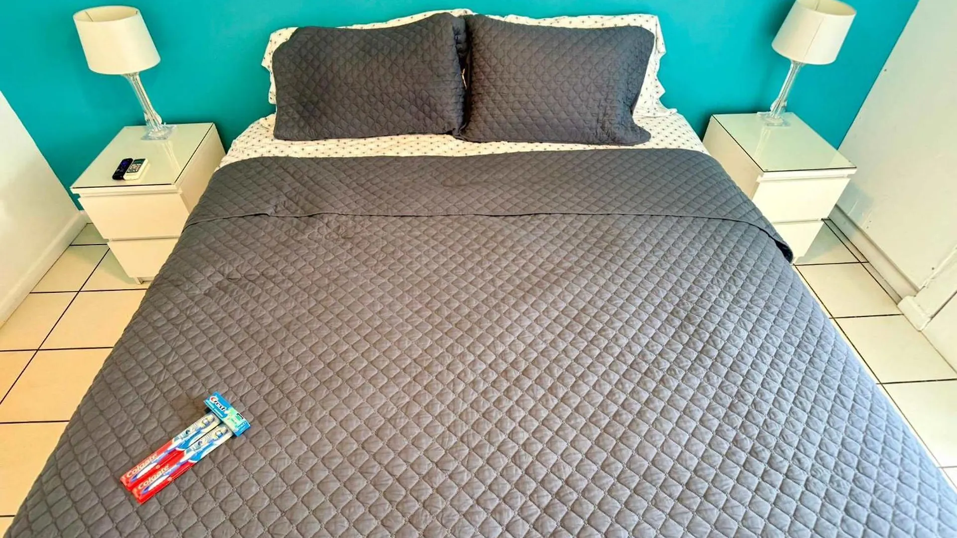Condado Apt- Private Beach, Pool, & Family Ready! San Juan Feriehus